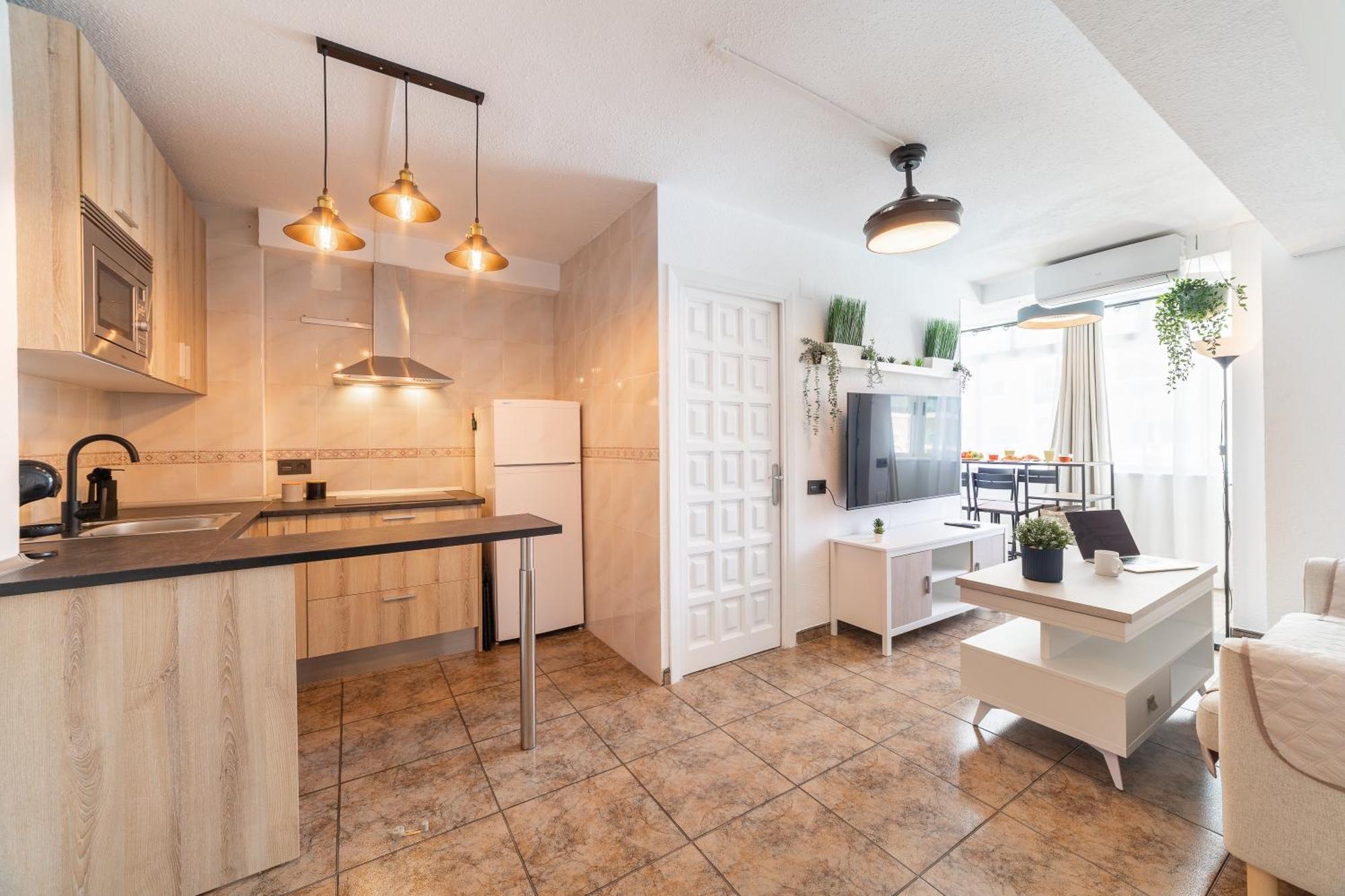 Trendyhomes Gaviotas, Playa A Un Par De Minutos Andando Y Aire Acondicionado Рокетас де Мар Екстериор снимка